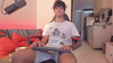 Snapshot of justin_stark1 chatting on November 17, 2025, 9:42 pm Diego online show from November 17, 2025, 9:42 pm