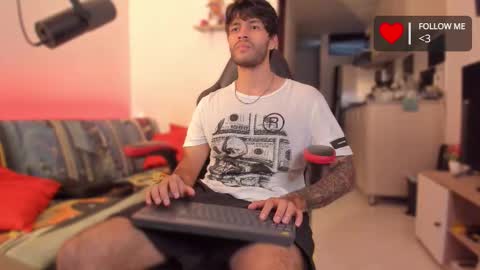 Snapshot of justin_stark1 chatting on November 27, 2025, 10:23 pm Diego online show from November 27, 2025, 10:23 pm