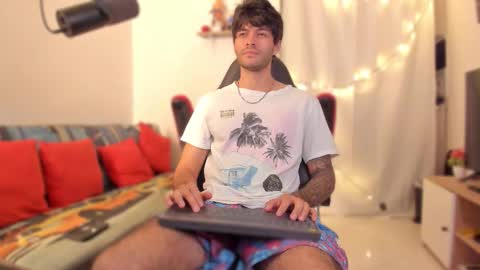 Snapshot of justin_stark1 chatting on December 2, 2025, 9:54 pm Diego online show from December 2, 2025, 9:54 pm