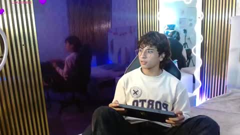  justin  online show from March 5, 2026, 3:13 am