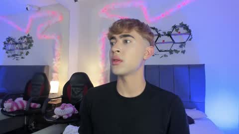 Justin online show from November 17, 2025, 11:27 am