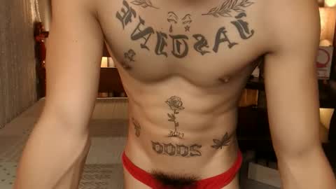 justine_hunk online show from October 20, 2025, 5:30 am