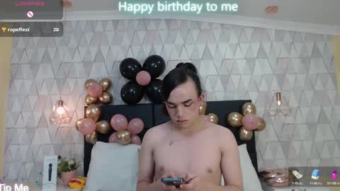 Justine online show from October 9, 2025, 3:15 am