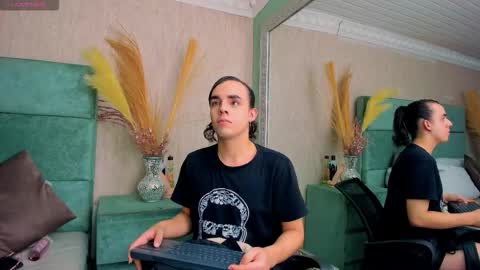 Justine online show from October 12, 2025, 8:41 pm