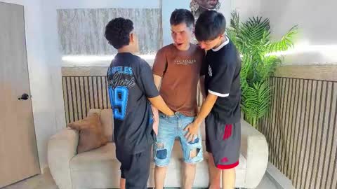 justingtime21 online show from December 16, 2025, 6:18 am