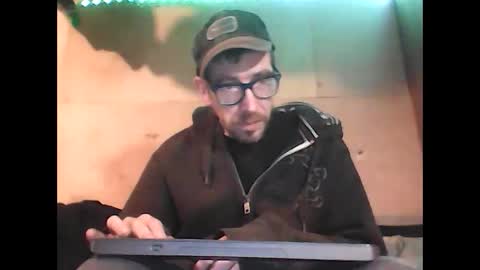 justinjerksit online show from December 7, 2024, 12:02 pm