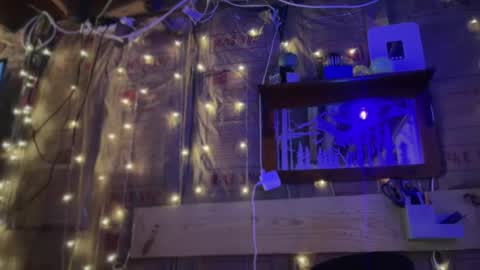 Snapshot of justinmoore1987 chatting on January 27, 2025, 8:18 am justinmoore1987 online show from January 27, 2025, 8:18 am