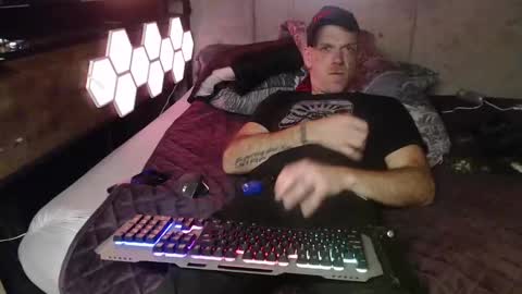 Snapshot of justinmoore1987 chatting on October 14, 2025, 10:05 am justinmoore1987 online show from October 14, 2025, 10:05 am