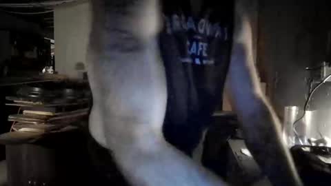 Snapshot of justinmoore1987 chatting on December 18, 2025, 6:19 am justinmoore1987 online show from December 18, 2025, 6:19 am