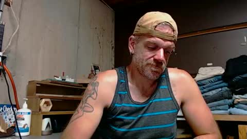 justinmoore1987 online show from May 21, 2026, 6:31 am
