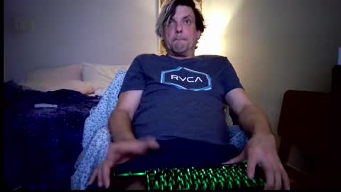 JustinNorthwood online show from November 28, 2025, 2:47 am