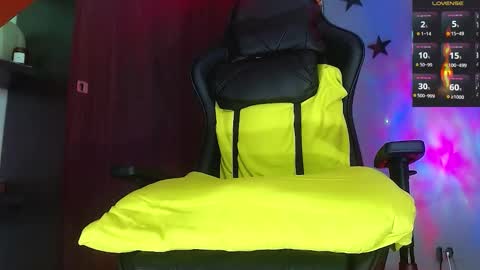 Snapshot of justinsc chatting on October 31, 2025, 7:20 am Justinsc online show from October 31, 2025, 7:20 am