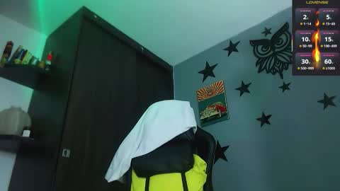 Snapshot of justinsc chatting on November 16, 2025, 10:15 pm Justinsc online show from November 16, 2025, 10:15 pm