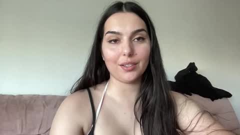 Jess online show from March 1, 2026, 12:23 am