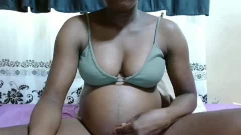 Snapshot of justlhot chatting on February 8, 2025, 7:04 am Justlhot online show from February 8, 2025, 7:04 am