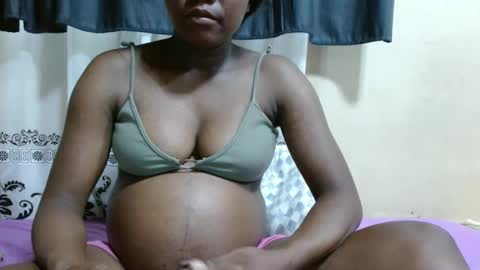 Snapshot of justlhot chatting on February 11, 2025, 7:33 am Justlhot online show from February 11, 2025, 7:33 am