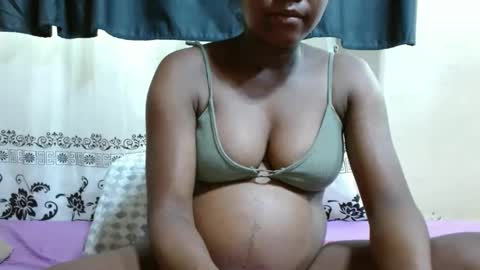 Snapshot of justlhot chatting on February 13, 2025, 6:52 am Justlhot online show from February 13, 2025, 6:52 am