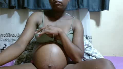 Snapshot of justlhot chatting on February 18, 2025, 2:16 am Justlhot online show from February 18, 2025, 2:16 am