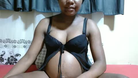 Snapshot of justlhot chatting on February 21, 2025, 11:54 pm Justlhot online show from February 21, 2025, 11:54 pm