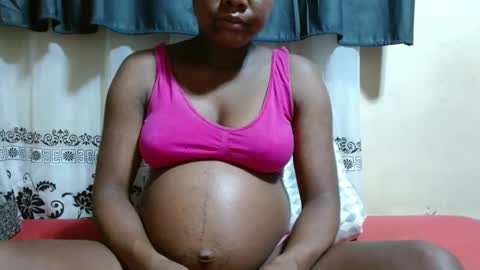 Snapshot of justlhot chatting on February 24, 2025, 12:30 am Justlhot online show from February 24, 2025, 12:30 am