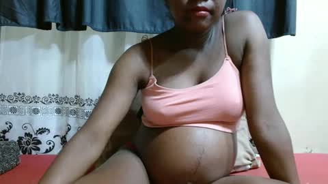 Snapshot of justlhot chatting on February 28, 2025, 4:10 am Justlhot online show from February 28, 2025, 4:10 am