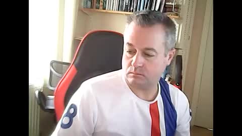 Snapshot of justmav chatting on October 20, 2025, 9:10 am justmav online show from October 20, 2025, 9:10 am