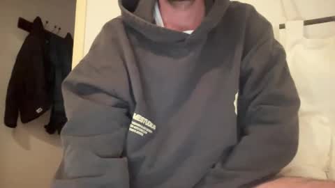 justmeandyou00 online show from November 3, 2025, 3:46 pm