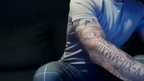 justmehere077 online show from February 21, 2025, 12:49 am