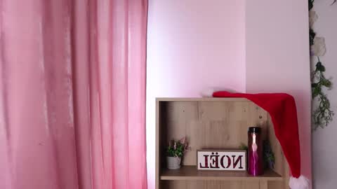 Nala online show from December 19, 2025, 2:24 pm