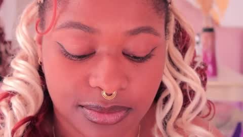 Snapshot of justnala_ chatting on April 4, 2026, 3:42 pm Nala online show from April 4, 2026, 3:42 pm