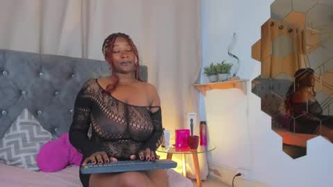 Snapshot of justnala_ chatting on April 24, 2026, 3:25 pm Nala online show from April 24, 2026, 3:25 pm