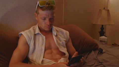 juucyyjayy online show from July 13, 2026, 2:58 am