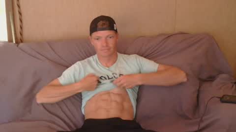juucyyjayy online show from July 22, 2026, 6:32 pm