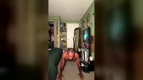 Snapshot of k1ng47 chatting on April 10, 2026, 5:06 pm k1ng47 online show from April 10, 2026, 5:06 pm