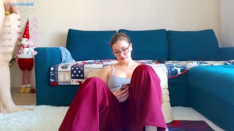 Snapshot of k1tty_cute chatting on January 12, 2025, 9:08 am KITTY AND NICK Broadcast start time 10 am and 10 pm Moscow time online show from January 12, 2025, 9:08 am