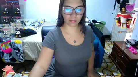 Snapshot of kaarlaa_ chatting on April 29, 2026, 6:47 pm Karla online show from April 29, 2026, 6:47 pm