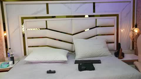 kaarol_sm online show from May 28, 2026, 3:04 am