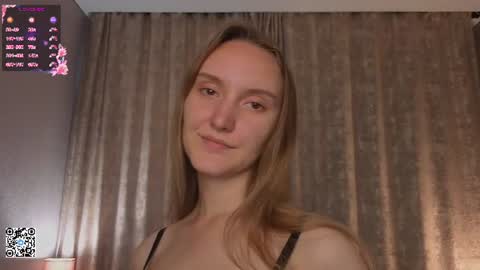 Snapshot of kaciedudzik chatting on July 14, 2026, 3:51 pm Kate online show from July 14, 2026, 3:51 pm
