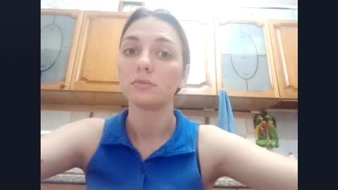 Snapshot of kacilangowski chatting on September 16, 2025, 2:51 pm Nika online show from September 16, 2025, 2:51 pm