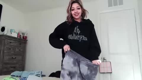 kaelagreen online show from September 11, 2025, 3:34 pm