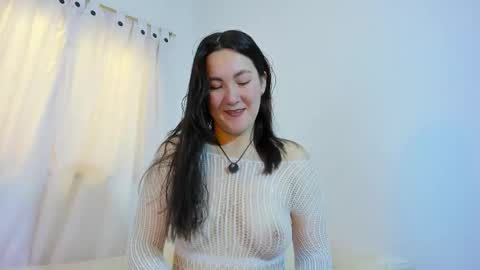 Snapshot of kaguyahara chatting on February 11, 2026, 2:44 pm ChloeIndependient model online show from February 11, 2026, 2:44 pm