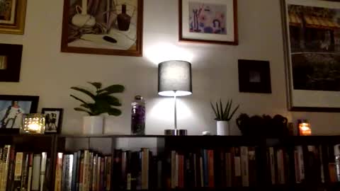 Kaia online show from December 22, 2025, 4:42 am