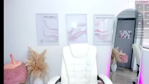 Snapshot of kaia_cam chatting on March 11, 2025, 2:51 pm online show from March 11, 2025, 2:51 pm