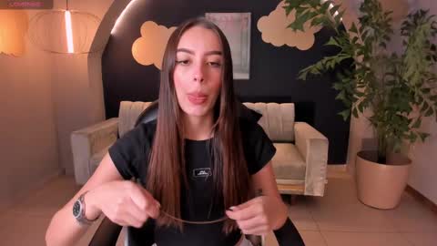 Kaia Ferreira online show from March 4, 2025, 12:12 pm