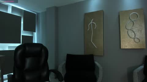 Kaia Ferreira online show from December 3, 2025, 12:03 pm