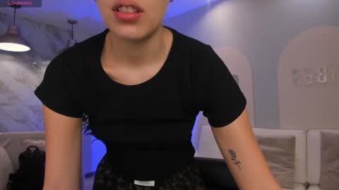 Snapshot of kaiaferreira chatting on December 21, 2025, 11:39 am Kaia Ferreira online show from December 21, 2025, 11:39 am