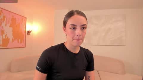 Snapshot of kaiaferreira chatting on February 17, 2026, 6:25 pm Kaia Ferreira online show from February 17, 2026, 6:25 pm