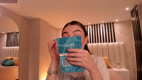 Snapshot of kaiaferreira chatting on February 24, 2026, 4:38 pm Kaia Ferreira online show from February 24, 2026, 4:38 pm