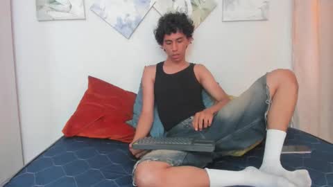 Snapshot of kaiirox chatting on January 7, 2026, 8:44 pm kai online show from January 7, 2026, 8:44 pm