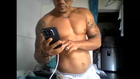 Snapshot of kail_1111 chatting on December 5, 2025, 4:14 pm kail_1111 online show from December 5, 2025, 4:14 pm